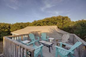 Outer Banks Retreat - Walk to Beach!